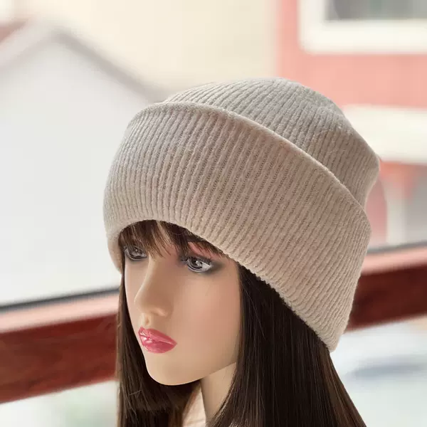 Hat women's autumn and winter wool hat Korean Japanese style cold hat pullover cap thickened warm knitted hat White and face-looking trendy