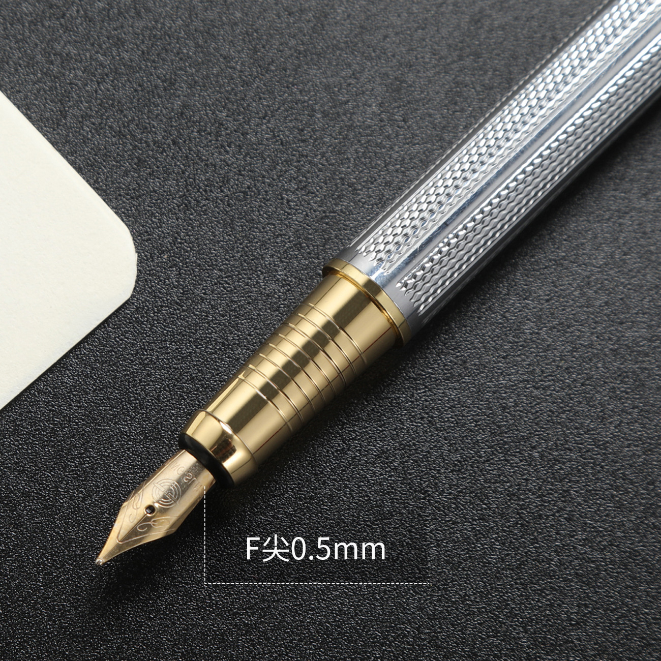 Pluma de escritura de negocios estudiante caligrafía pluma de metal al por mayor logotipo imprimible firma retro pluma de 0,5mm