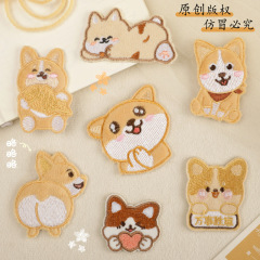 刺繍の標的の靴の帽子の包みはオリジナルのぬいぐるみの子犬の猫の服装のアクセサリのパッチを飾って自分で丁をくっつけて布を貼って貼ります。