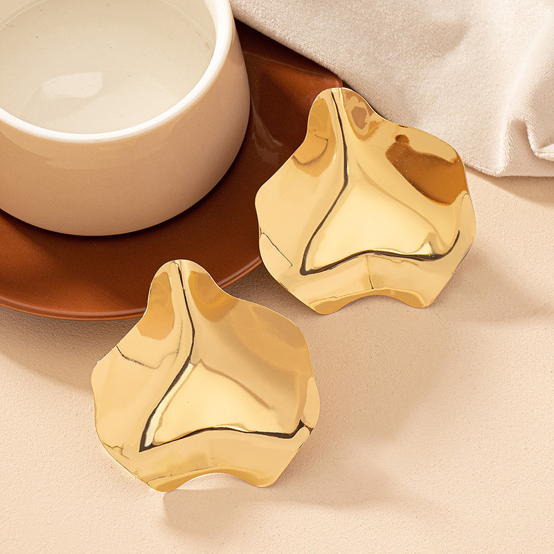 Small design fashionable geometric earrings drop-shaped