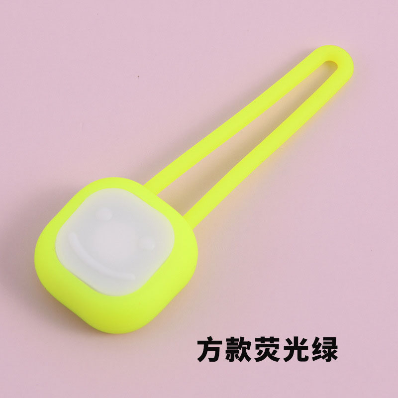 Luz LED para mascotas, colgante de silicona para perros, luz para pasear perros por la noche, luz antipérdida para viajes nocturnos, etiqueta para perros, luz fluorescente para exteriores