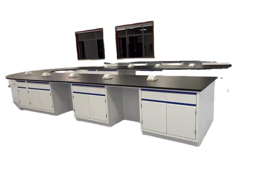 ɽ����ľʵ��̨