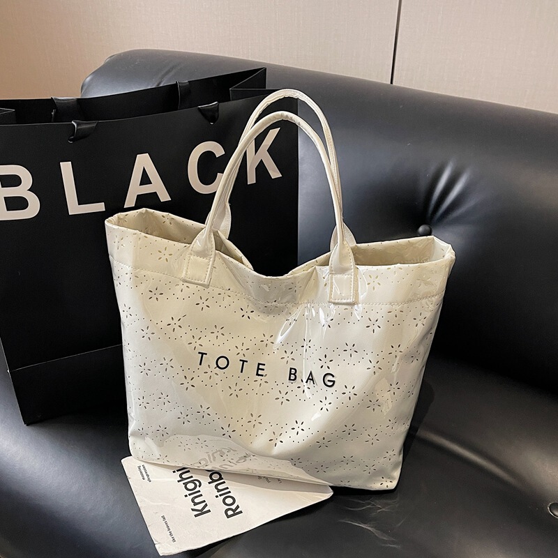 Niche Design Women's Tote Bag Pvc Large Capacity Handbag Fashionable Transparent Water-Resistant Versatile Women's Bag Niche Design Women's Tote Bag Pvc Large Capacity Handbag Fashionable Transparent Water-Resistant Versatile Women's Bag