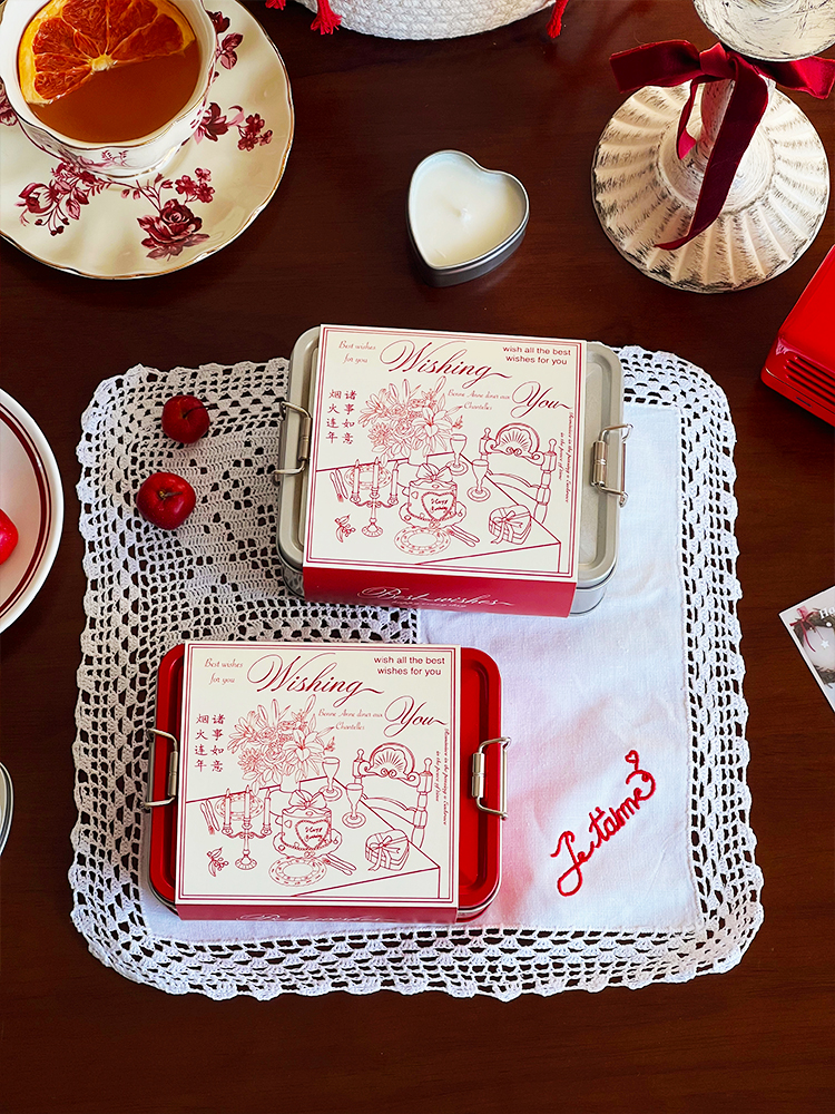 Red famosa nueva caja de Año Nuevo 2025 caja de galletas de hierro hebilla caja de hierro caramelo de estaño sobre