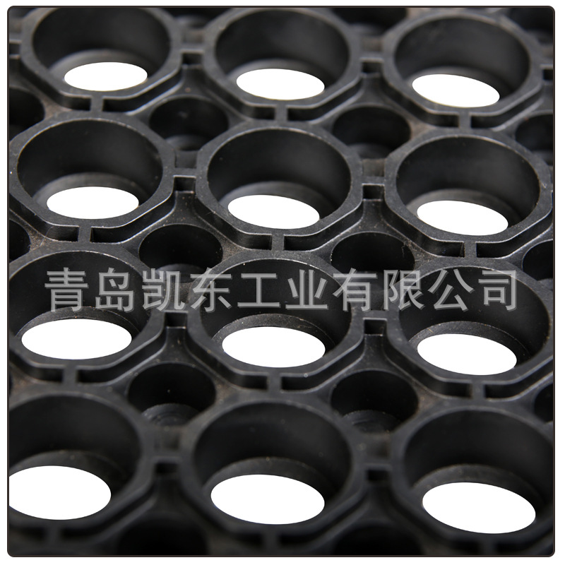 可定制 可拼接带孔橡胶垫 防滑疏水橡胶垫 抗疲劳胶垫-阿里巴巴