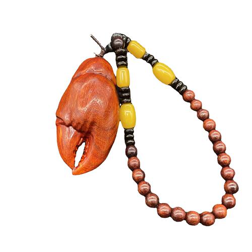 Rosewood has money in hand, ebony carved crab tongs, handle pieces, handicrafts, literary toys, toy pieces