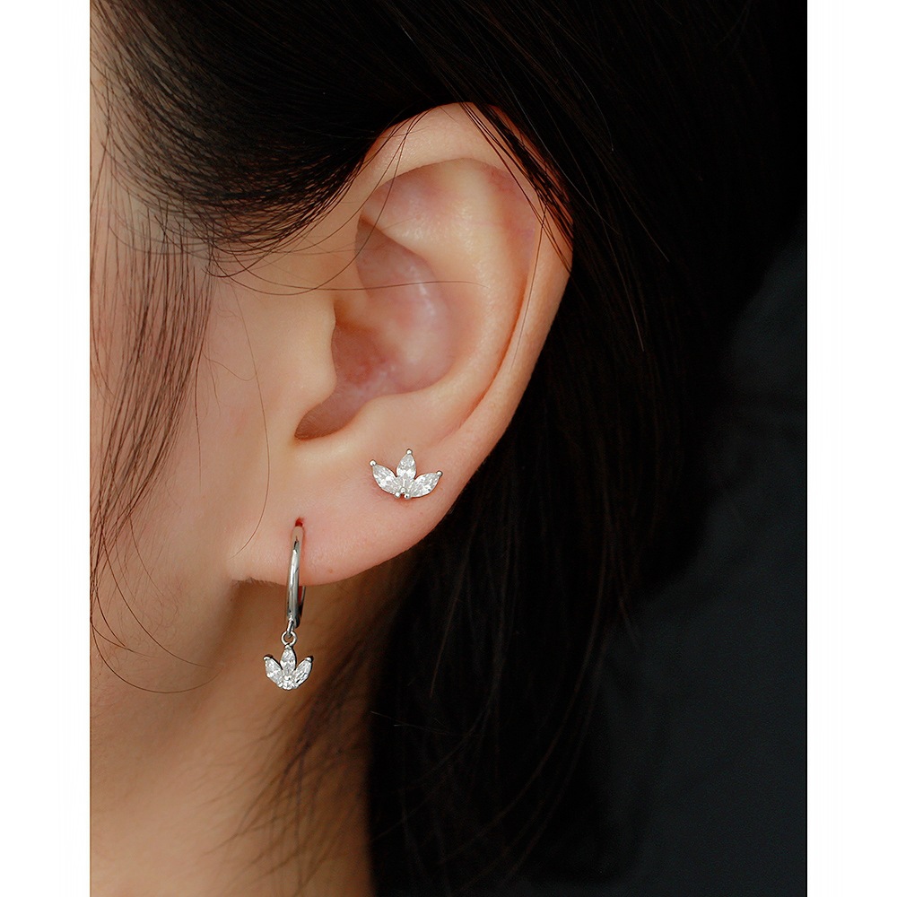 Ear Studs Classification 1 Pair Quantity Daily Occasion 925 Sterling Silver Material 1 Pair Ear Cartilage Rings & Studs Elegant Water Droplets 925 Sterling Silver Inlay Rhinestones