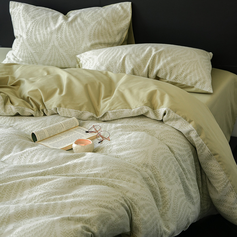 Tres capas de hilo primavera - hierba ligera verde