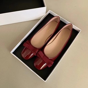 French Inner Heightening Patent Leather Bow Shallow Square Toe Flats for Women 2024 New Shoes Work Clothing Versatile Soft-Soled Scoop Shoes