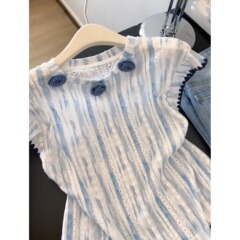 蓝白条纹短袖t恤女夏季2025新款宽松显瘦飞飞袖立体花朵镂空上衣