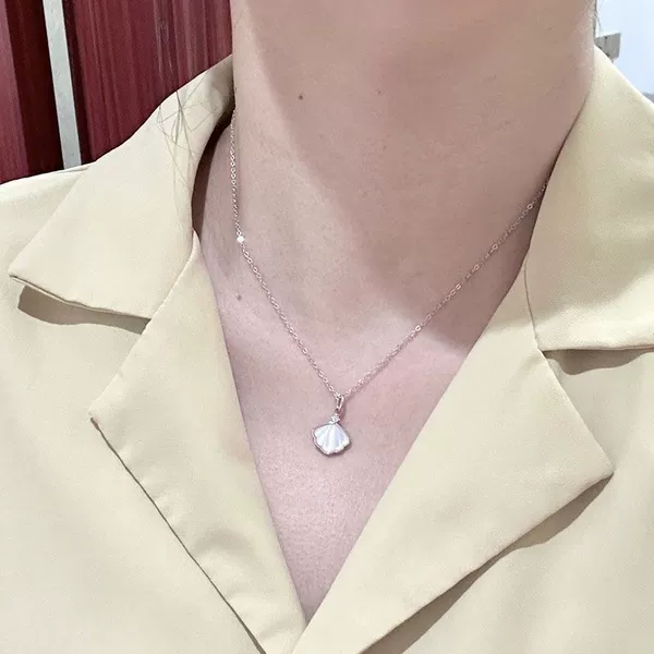 Quality necklace pearl