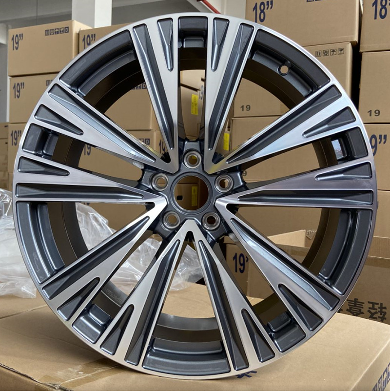 SuitAbLe for 18inch Audi A6L WheeL Hub A4L/A5/A8/A3/Q5/Q3/TT/A7A8L Q2L Rim Tire BeLL