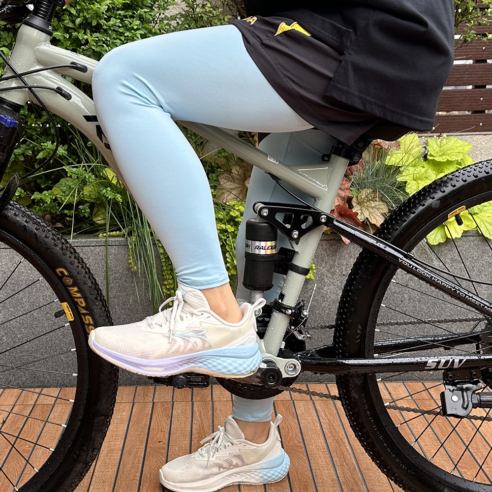 Venta al por mayor de seda de hielo de verano, protección solar, protección UV, protector solar, protector de pierna ajustado para hombres y mujeres, juegos de pierna para correr para deportes al aire libre