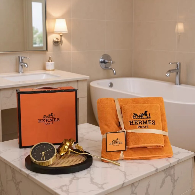 Cross-Border Foreign Trade Trendy Brand Bath Towel Two-Piece Set Coral Fleece Towel for Home Use Quick-Drying Water-Absorbent Non-Fading Beach Towel Wholesale