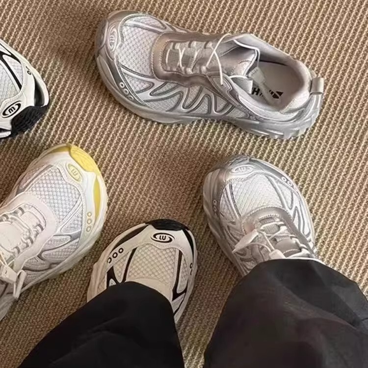 Soft Leather Thick-Soled Hiking Shoes for Women 2025 New Summer Mesh Breathable Walking Shoes Casual Outdoor Dad Shoes for Women