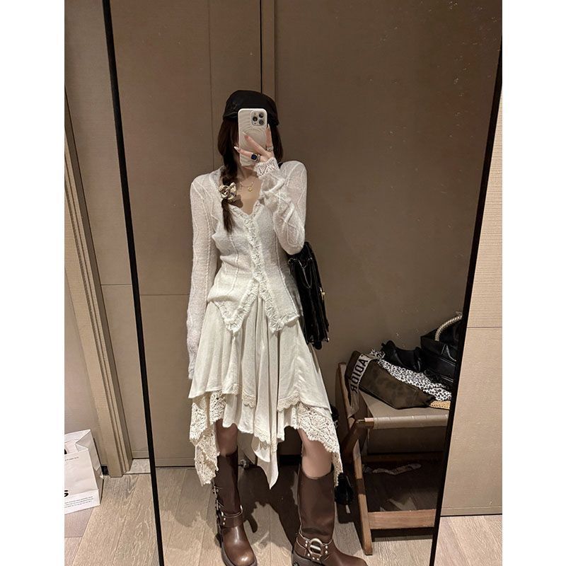 花边针织开衫女秋冬修身收腰显瘦内搭上衣+不规则半身裙两件套装|undefined