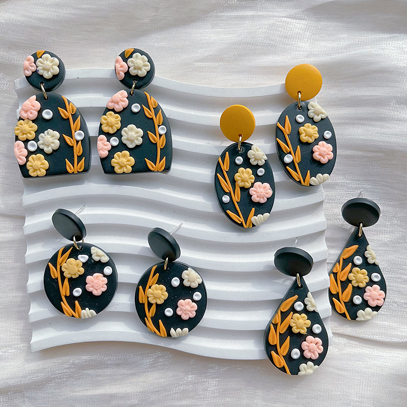 International station independent station cross-border hot earrings handmade polymer clay Black Series soft pottery flower earrings for women