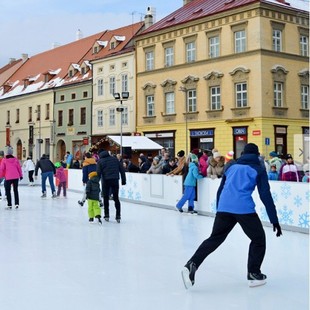 Ultra-High Molecular Weight Polyethylene Simulated Ice, Uppe Ice Board for Skating Rink, Simulated Ice Rink, Simulated Ice Board for Skating Rink
