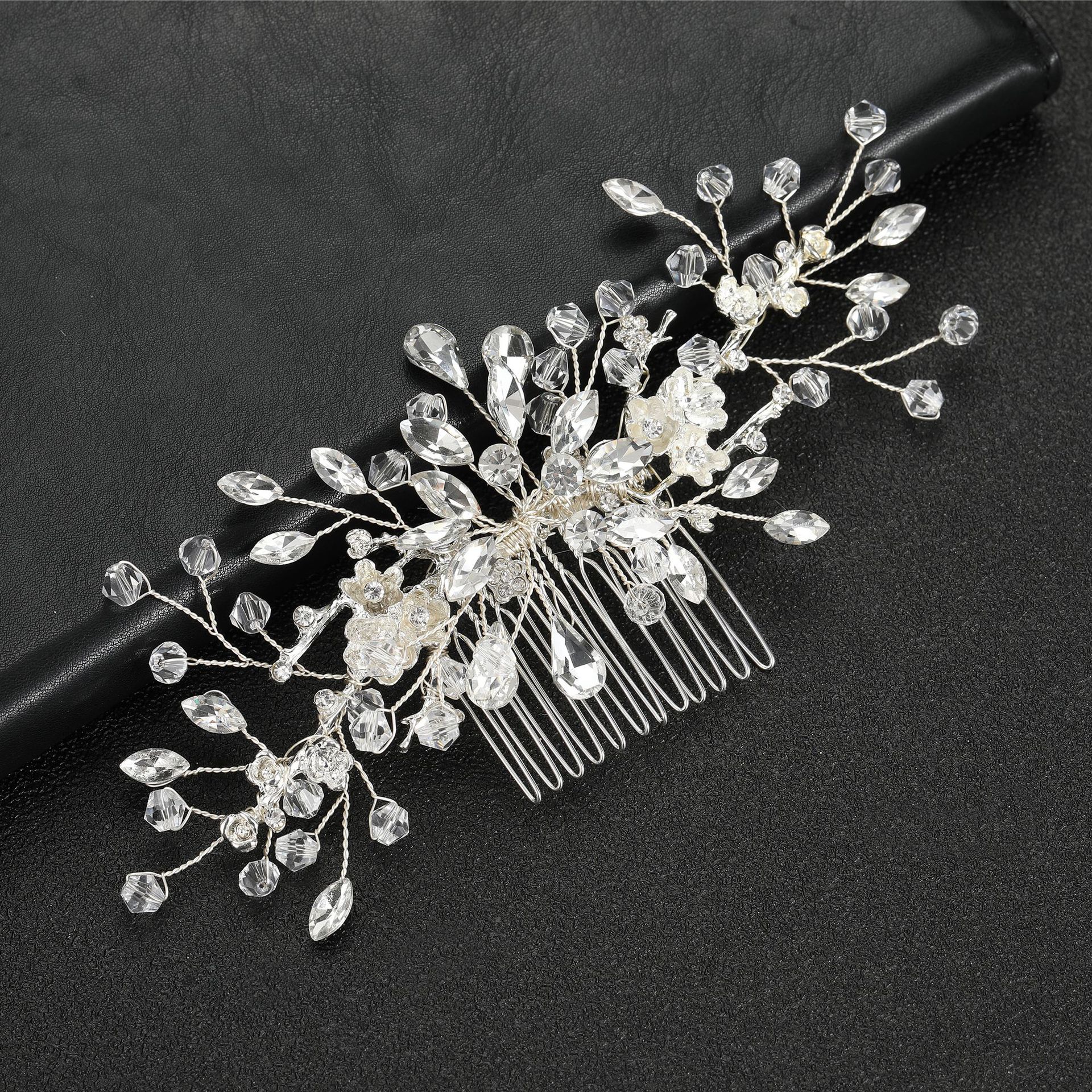 Floral Pattern Women'S Gender Baroque Alloy Flower Rhinestone Hair Comb Bride Accessories Wholesale