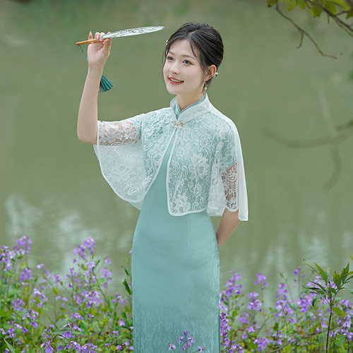 Cheongsam waistcoat, shawl, cardigan—2024 spring/summer women’s Chinese-style solid-color vintage elegant knitted small jacket.