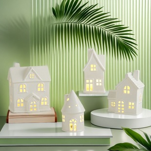 Ceramic Christmas House Ornaments Christmas Atmosphere Decoration Desktop Night Light House Decoration Ready for Sale