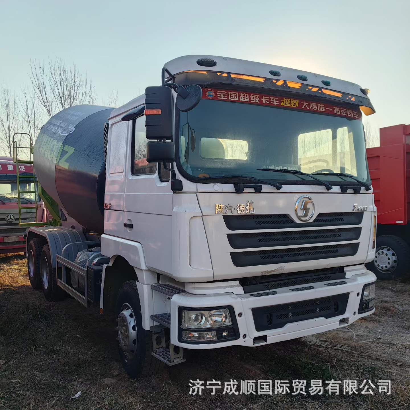 Export Various Refurbished 6X4 Sand and Gravel Transport Trucks, Eight-Wheel Dump Trucks, and Sinotruk Howo Engineering Dump Trucks