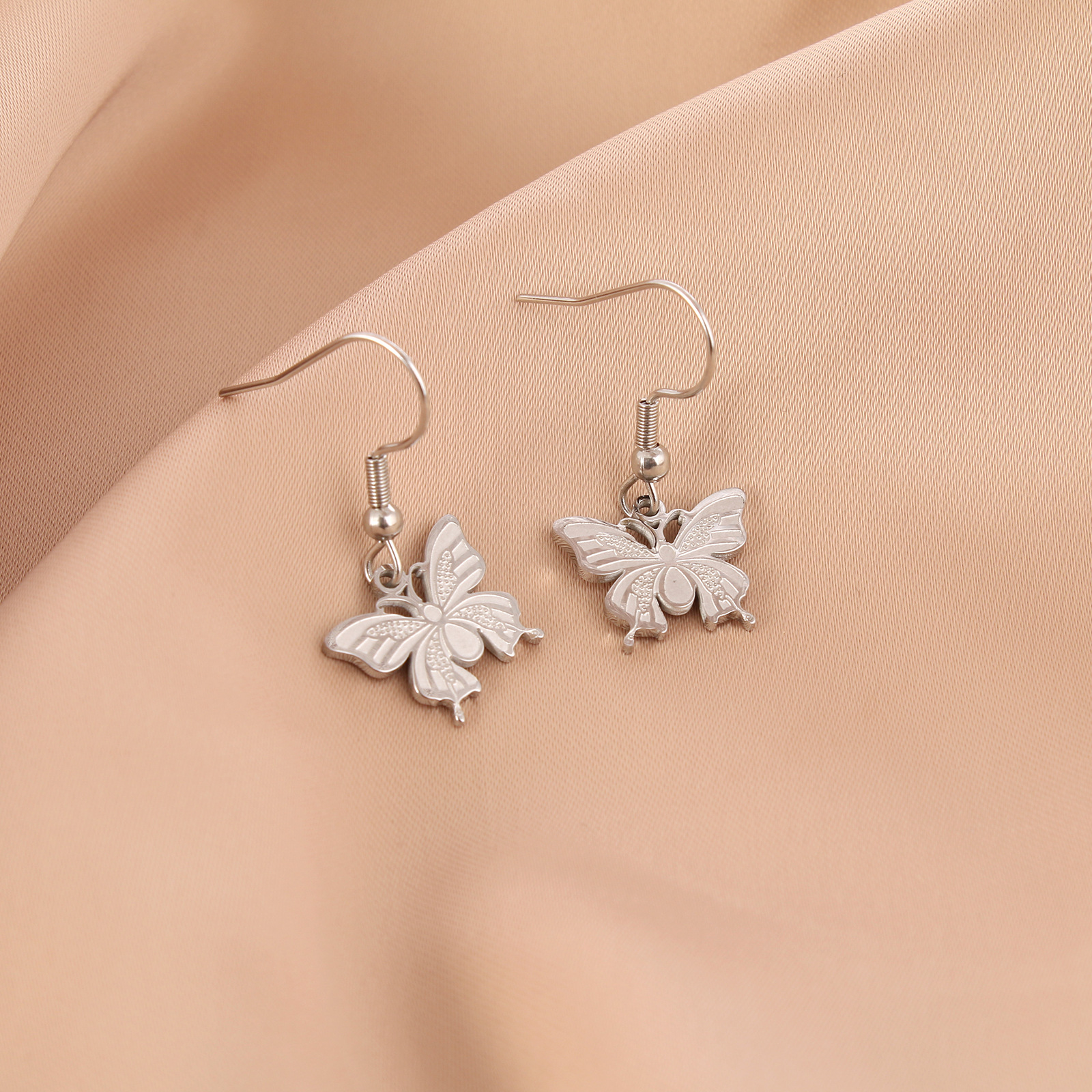 Fashion Butterfly Stainless Steel Plating Pendant Necklace