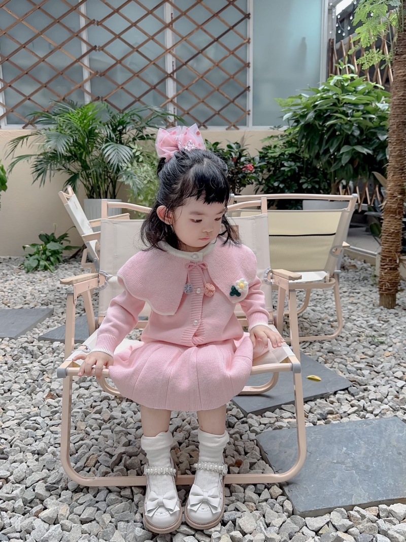 Κοριτσίστικο Πουλόβερ 2023 Φθινόπωρο Νέο Μοντέρνο Κορεάτικο Μονόχρωμο Πλεκτό Φούστα με Μεγάλο Γιακά, Σετ Δύο Τεμαχίων_voghion.com