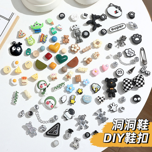 Crocs diy accessories shoe flowers cute cartoon plastic shoe buckles decorative buckles handmade slippers buckle accessories wholesale