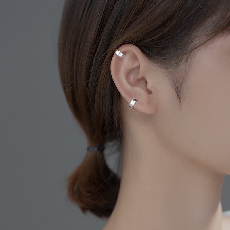 S925 plata esterlina estilo coreano brillante clip de oreja hombres y mujeres ins estilo simple no perforado de moda pendientes de oreja joyería de oreja al por mayor