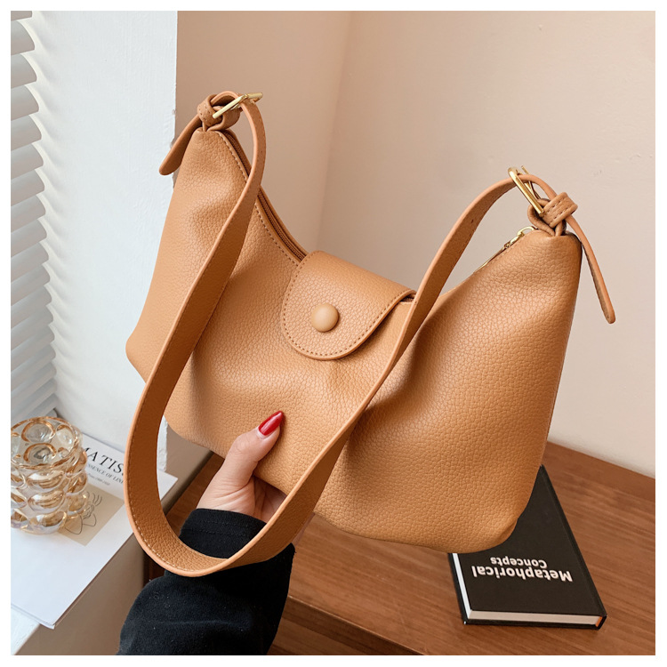 Nihaojewelry Bolso Bandolera De Mensajero Con Textura Plegable Informal Al Por Mayor display picture 10