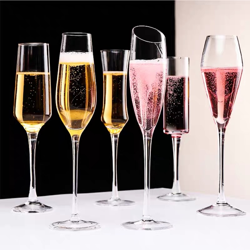 Taza de champán de cristal de lujo ligero con tazas de vino de alto valor creativo tazas de vinos de vidrio tazas de cóctel