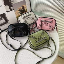 跨境新款女包复古油皮包机车包高级感女士小众风小方包包女大容量