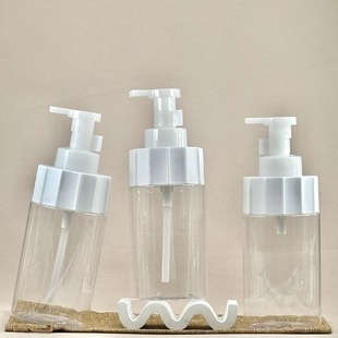 Manufacturer's New Large-Capacity Plastic Round Pet 750ml Daily Care High-End Shoulder Cover Bottle Press Pump Bottle