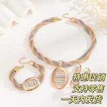 �羳���� 24kŮʿ僽�������b�W朗l�朶��h��ָ���Ůʿ�ļ���