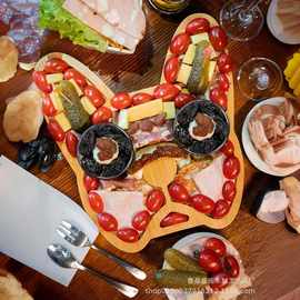竹制法国斗牛犬奶酪板派对聚会熟食板服务托盘幼儿园宝宝用餐托盘
