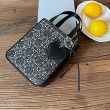 WtƬСŮʿ2025¿rІμˮͰţ{б֙C