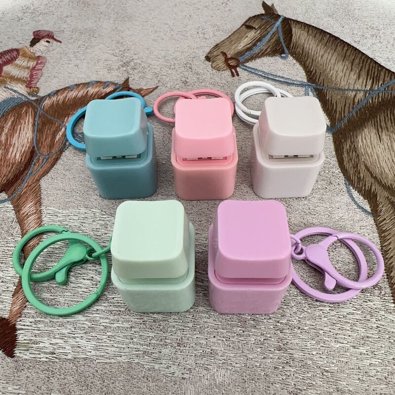 Small Square Decompression Round Key Keychain Pendant Decompression Test Shaft Six-color Decompression Key Toys Can Add Lights