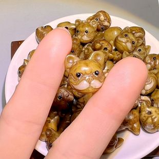 Factory Direct Sales Natural Yak Bone Carving Accessories Accessories Bracelet DIY Video Wenwan Root Dog Head Loose Beads