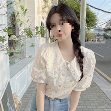 碎花泡泡短袖上衣2023夏季新款女装设计感小众法式甜美娃娃领小衫
