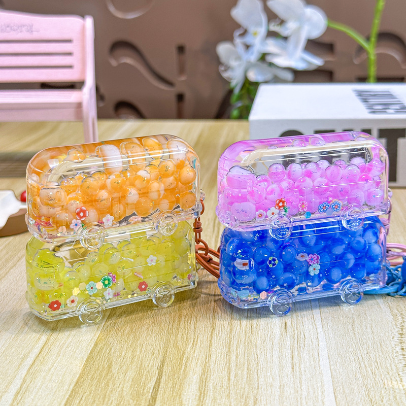 Bubble Bead Coche clásico Aceite de arena que fluye Decoración de botella Llavero acrílico Accesorios Bolsa Colgante Regalo pequeño al por mayor