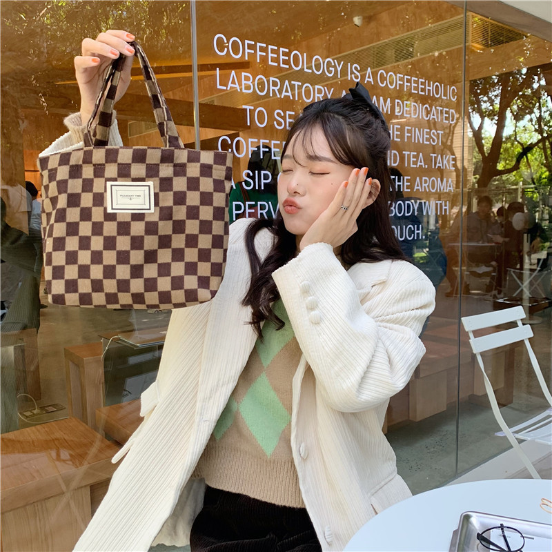 11261 Corduroy checkered hand-held bento Bag, ins Artistic Retro Mommy Bag, small carrying bag for going out, lunch box bag undefined