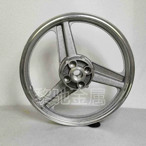 18inch Bentian Wang Sanfu Silver Motorcycle Aluminum Alloy Wheel Hub, High-Quality Factory Direct Sales Motorcycle Wheel Hub