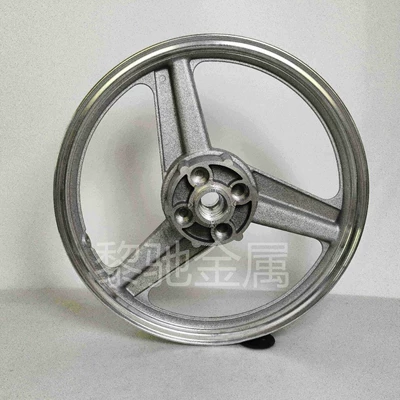 18inch Bentian Wang Sanfu Silver Motorcycle Aluminum Alloy Wheel Hub, High-Quality Factory Direct Sales Motorcycle Wheel Hub (Hub)