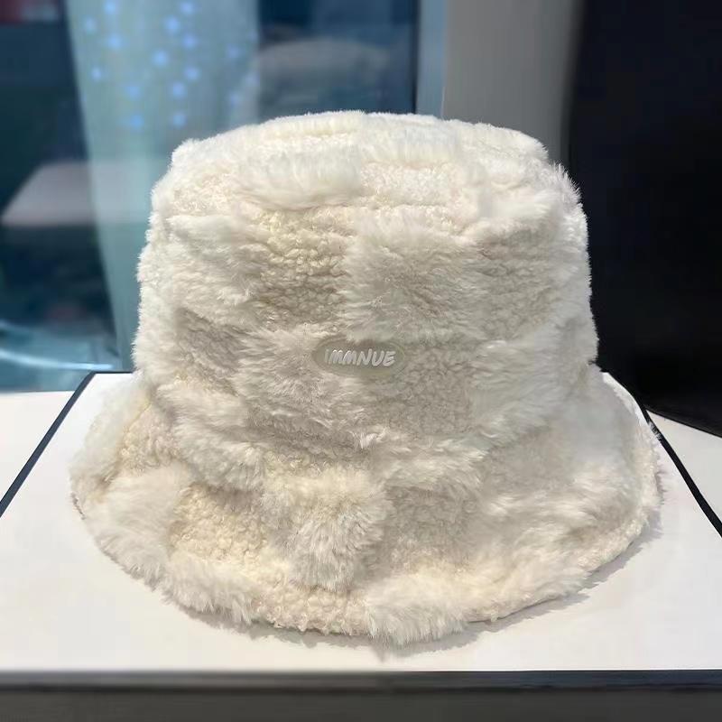 Lammsamt karierter Fischerhut für Damen im Herbst Winter, verdickter und warmer neuer Eimerhut mit Beckenbuchstaben,_voghion.com