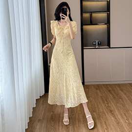法式黄色碎花连衣裙女2026新款早春夏季海边度假大小单定/制优惠