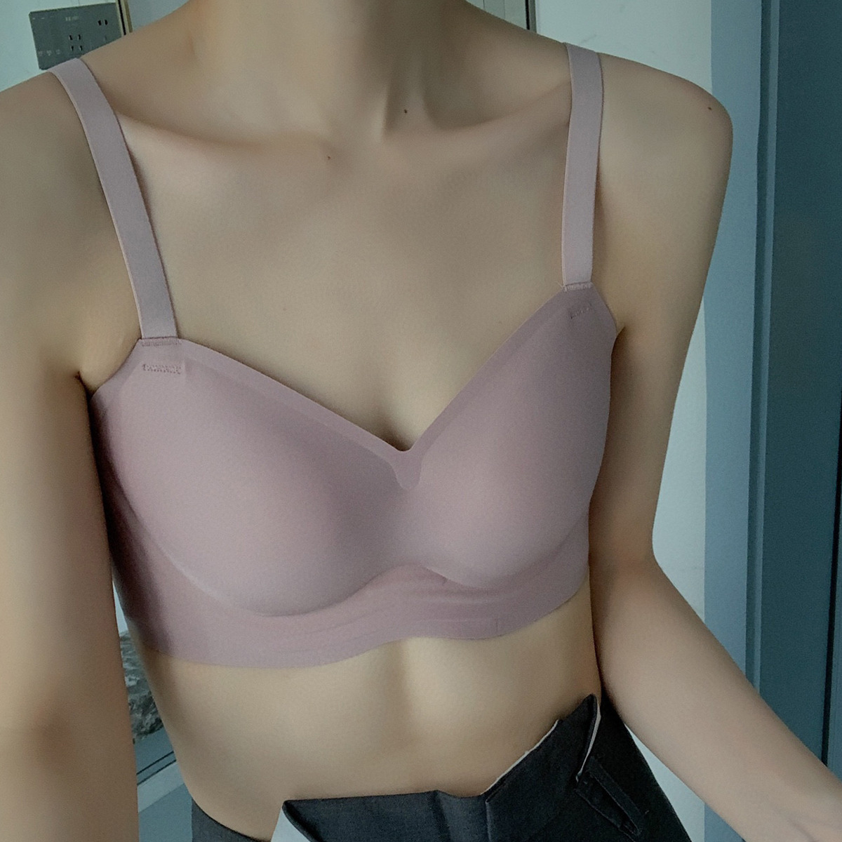 Verano fino 4288 tecnología negra jalea líquida ropa interior de soporte sin costuras de las mujeres push-up conformación inalámbrica belleza sujetador trasero