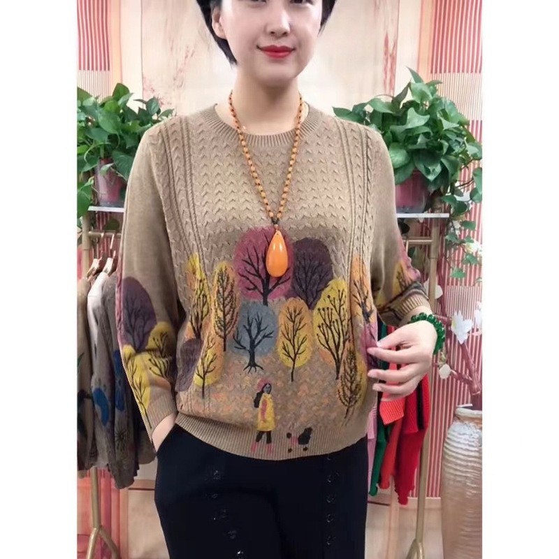 2025 New Long-Sleeved Knitwear, High-End Mother's Autumn Clothing, Loose, Fashionable and Versatile Round Neck Pullover Knitwear