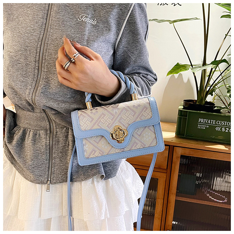 Korean style fresh 2025 Spring/Summer trendy and fashionable crossbody handbag for women, single-shoulder light luxury chanel-style bag undefined