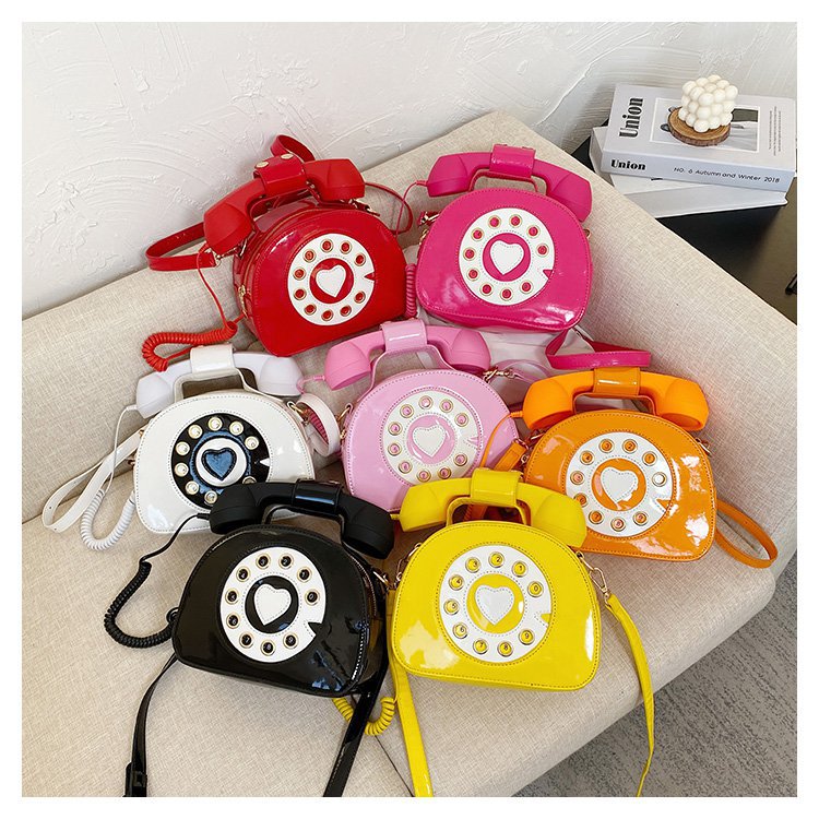 504g Weight Polyester Lining Material Zipper Closure Type Single Shoulder Strap Strap Type Circle Bag Bags Type Pu Leather Material Solid Color Pattern Vintage Style Style Round Shape Rose Red, White, Pink, Purple, Red, Yellow, Black Color Medium Size Medium Pu Leather Vintage Style Circle Bag 51